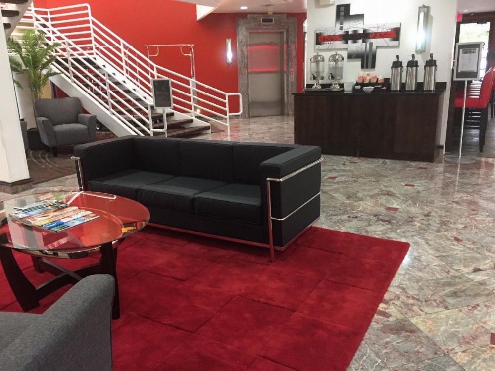 The Link Hotel on Sunrise